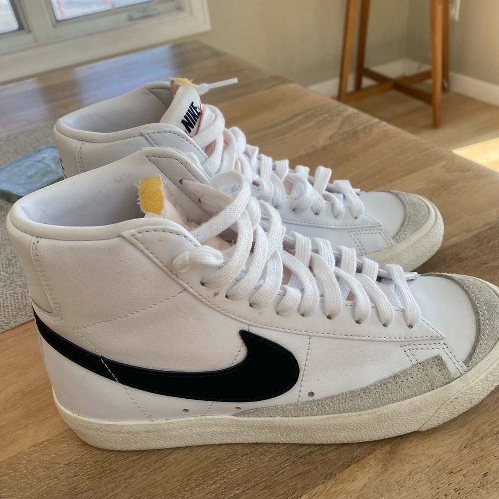 Nike Blazer Mid ‘77